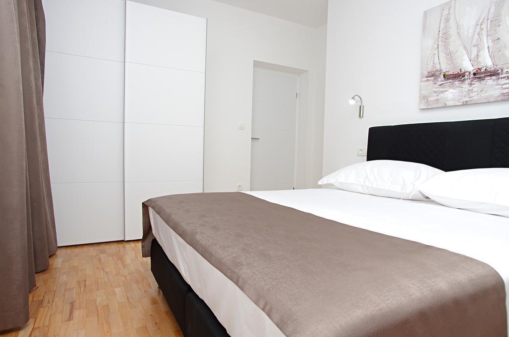 Besker Apartment Trogir Ngoại thất bức ảnh